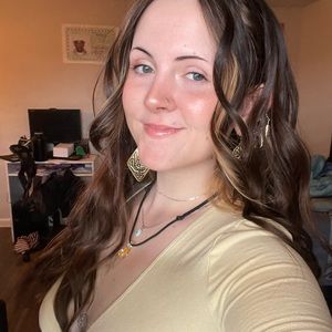 Meet your Posher, Malarie